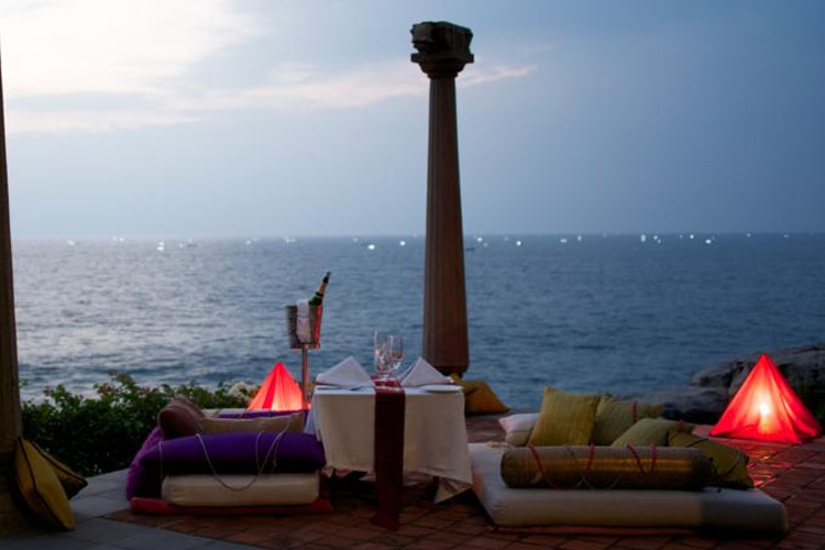 Read more about the article Niraamaya retreats Surya Samudra, Kovalam– Bliss on beach