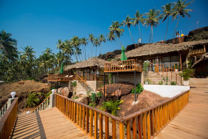 Read more about the article Bali style stay in Goa open Jacuzzi and pvt beach.