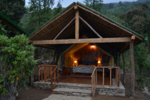 Read more about the article Himalayan Glamping retreat, Munsiyari – Mountains from your bed